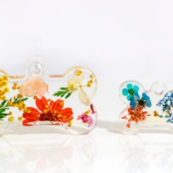 Chapa identificativa con forma de hueso para mascotas modelo flores