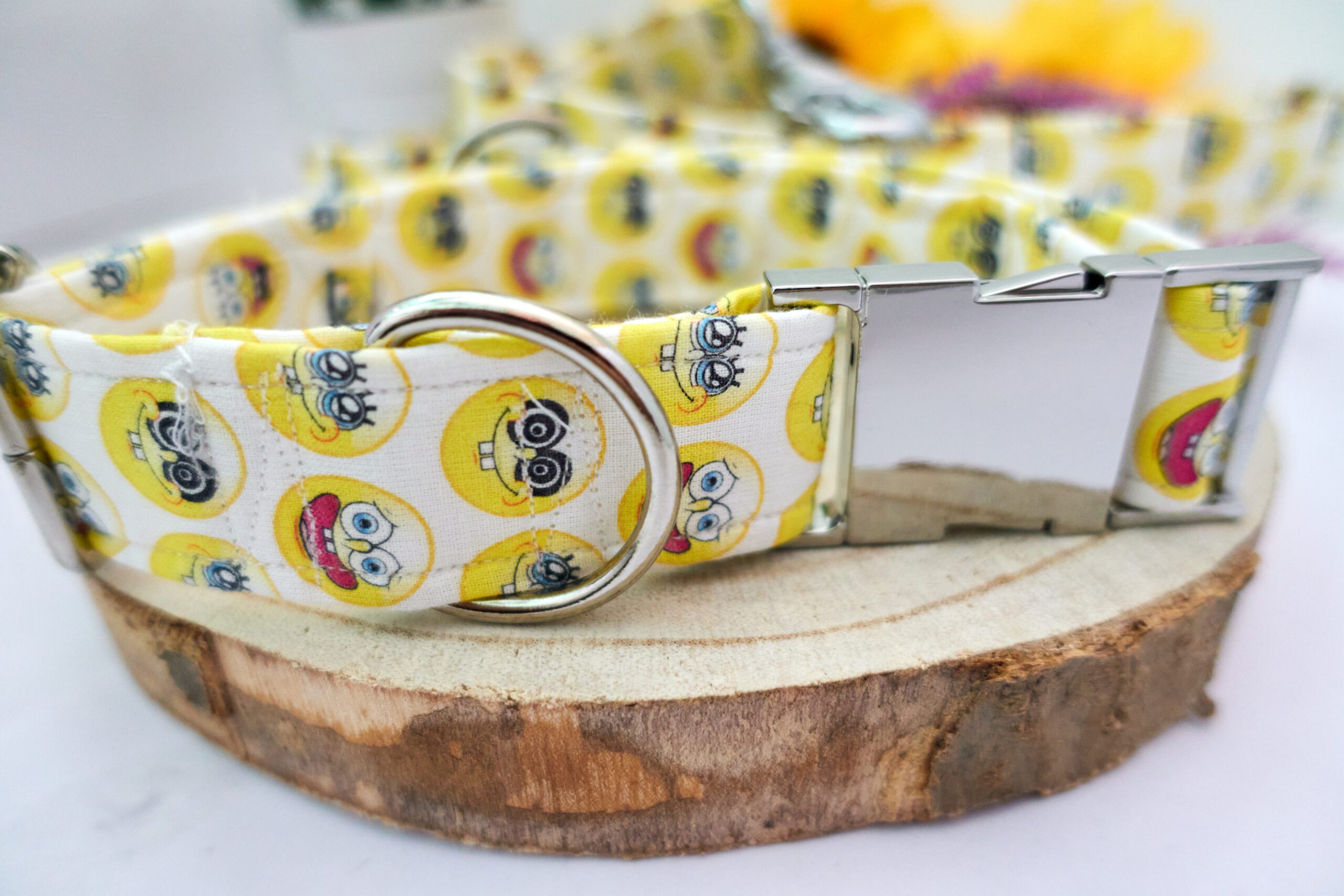 Collar para perro tipo click diseño Emoji