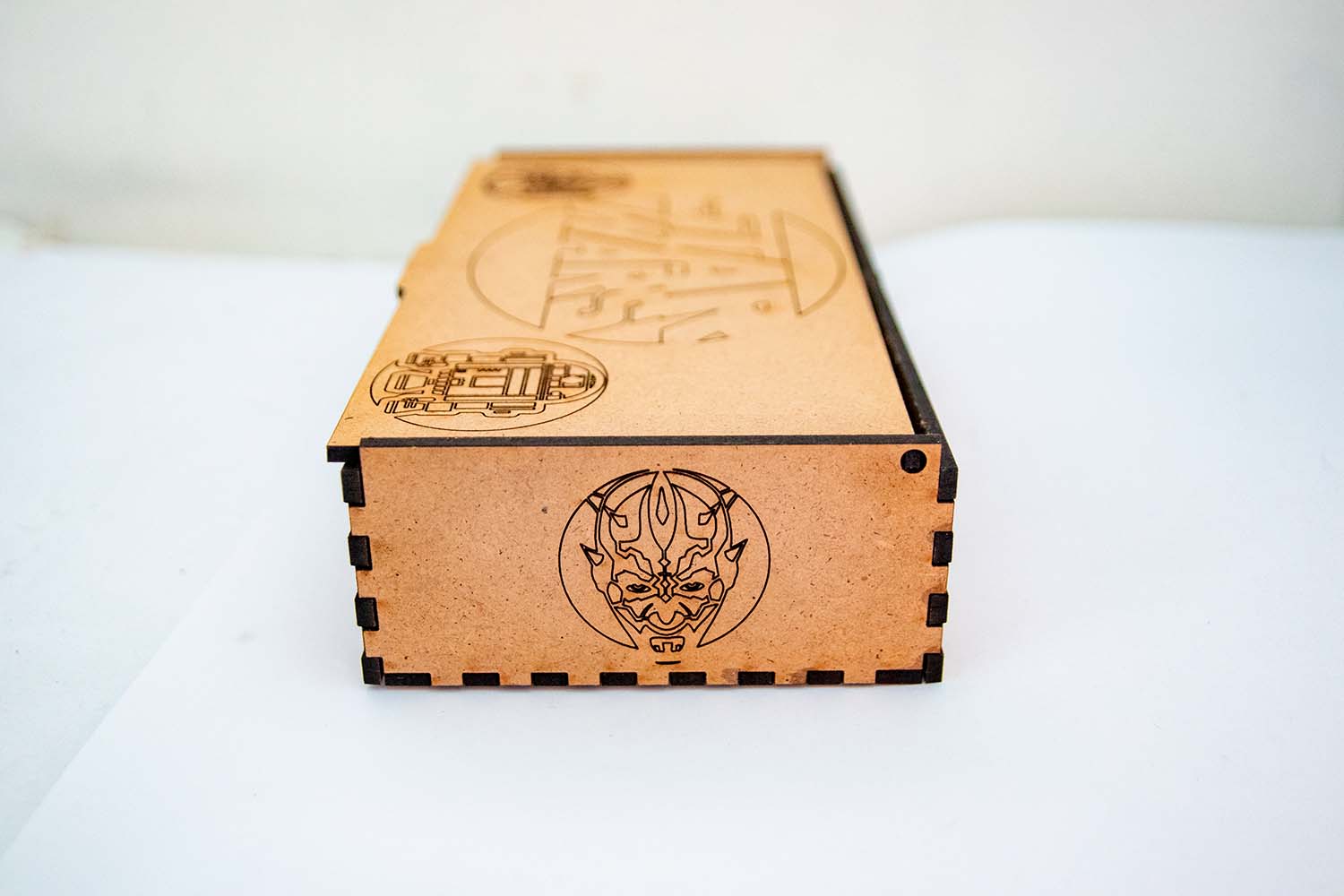 Caja con Bolas navideñas temática Star Wars - Imagen 3