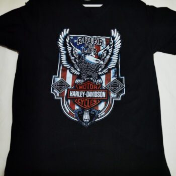 ¡Experimenta el espíritu legendario de Harley Davidson con nuestra Camiseta Vintage Mítica! 🏍️🔥